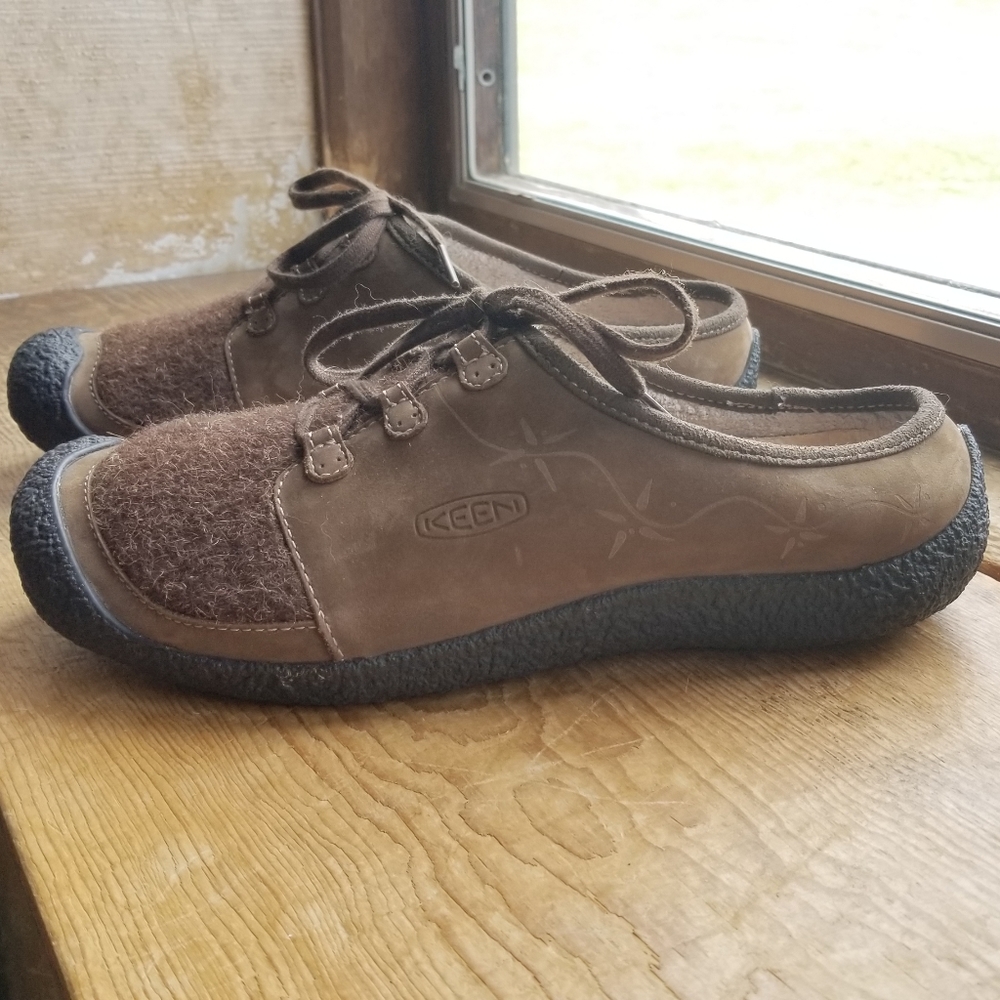 Keen Womens Slip On Clog 9B